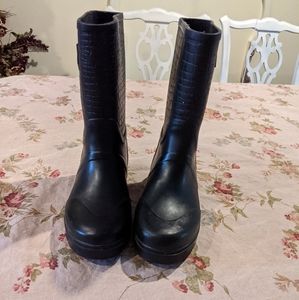 Michael Kors mid calf black rubber rain boots